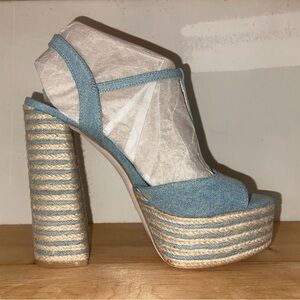 *Spring shoe sale* Jessica Simpson Women's Ameeka
Ankle-Strap Platform Sandals